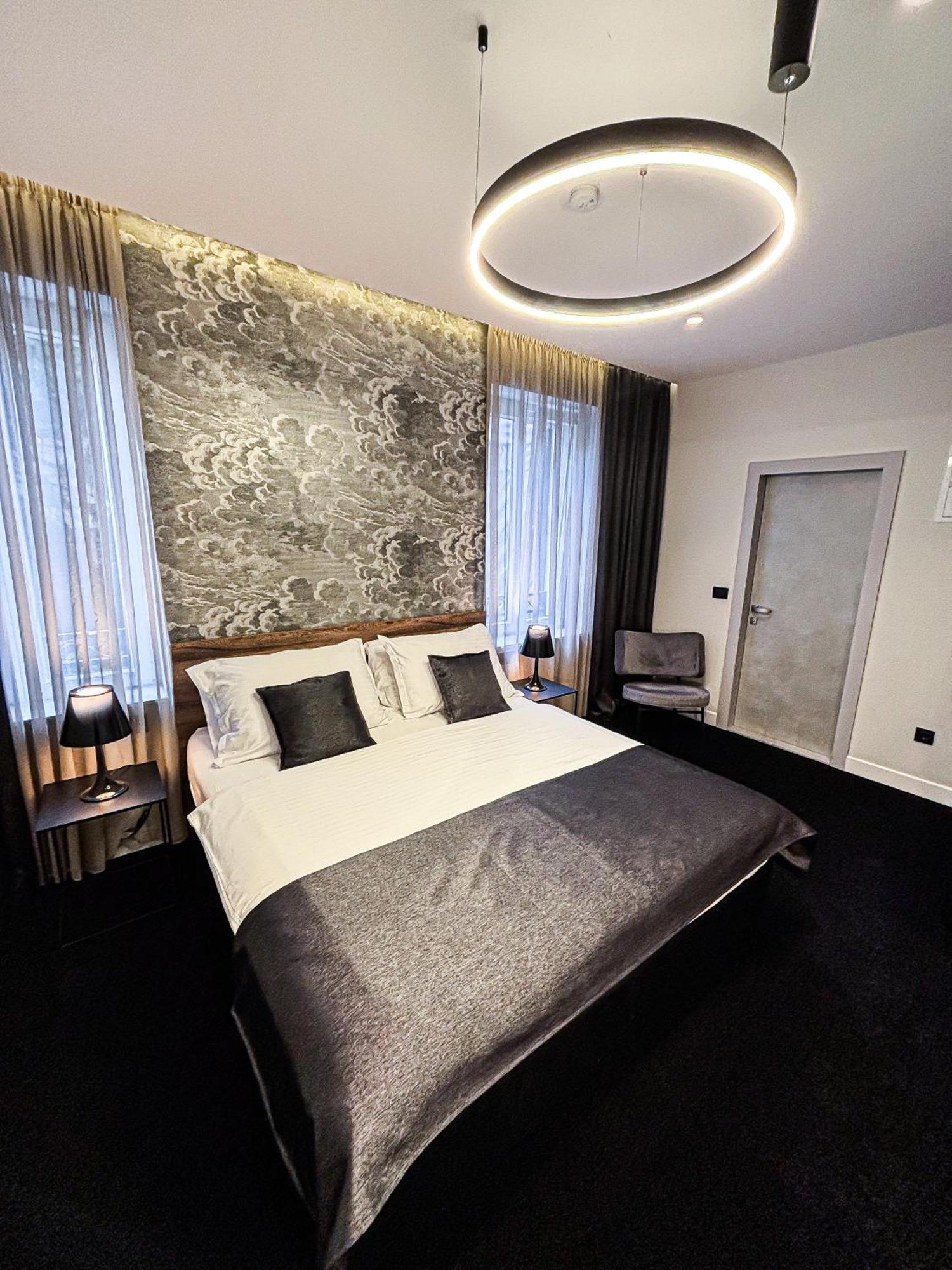 Calma Luxury Rooms Спліт Екстер'єр фото