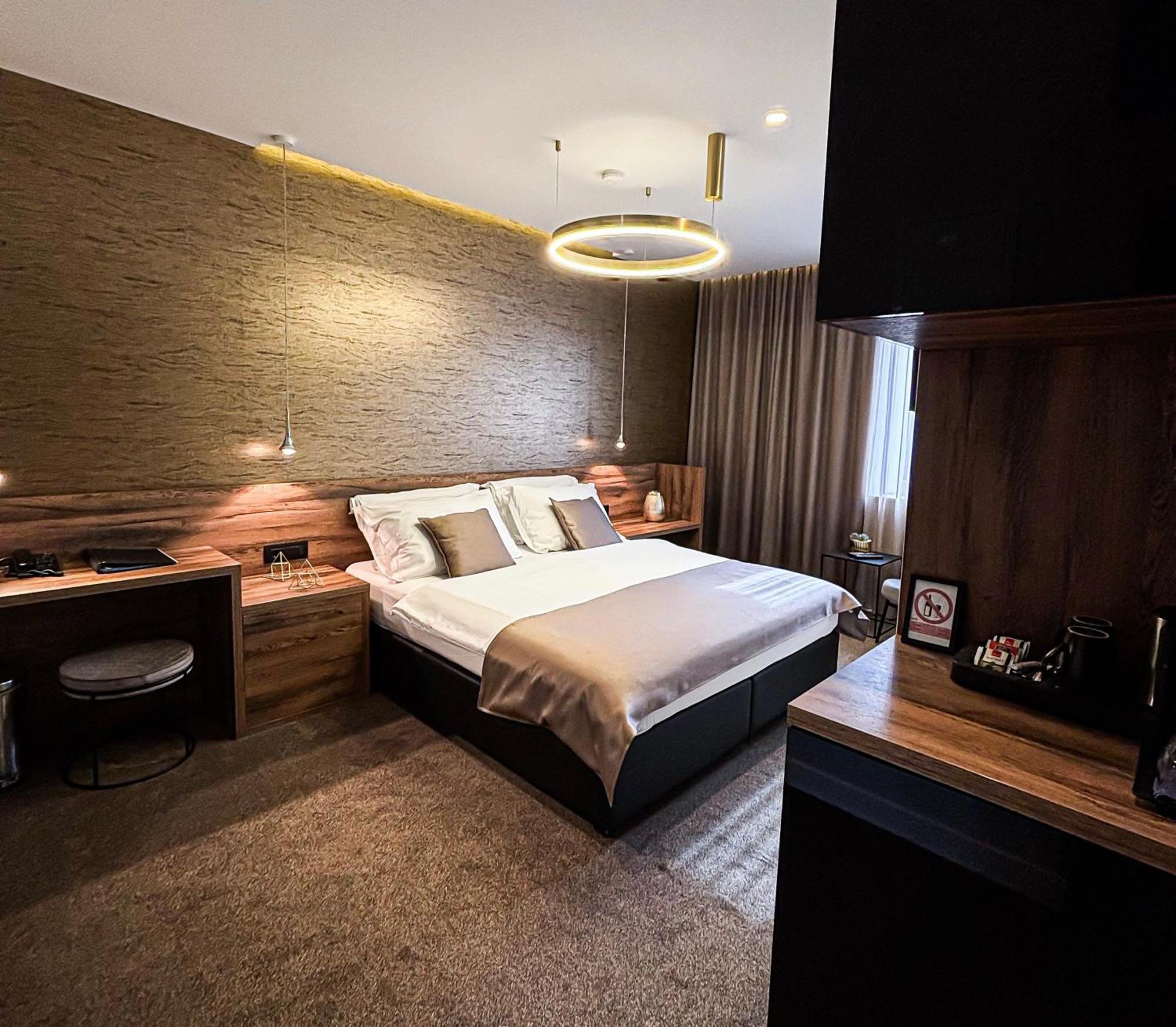 Calma Luxury Rooms Спліт Екстер'єр фото
