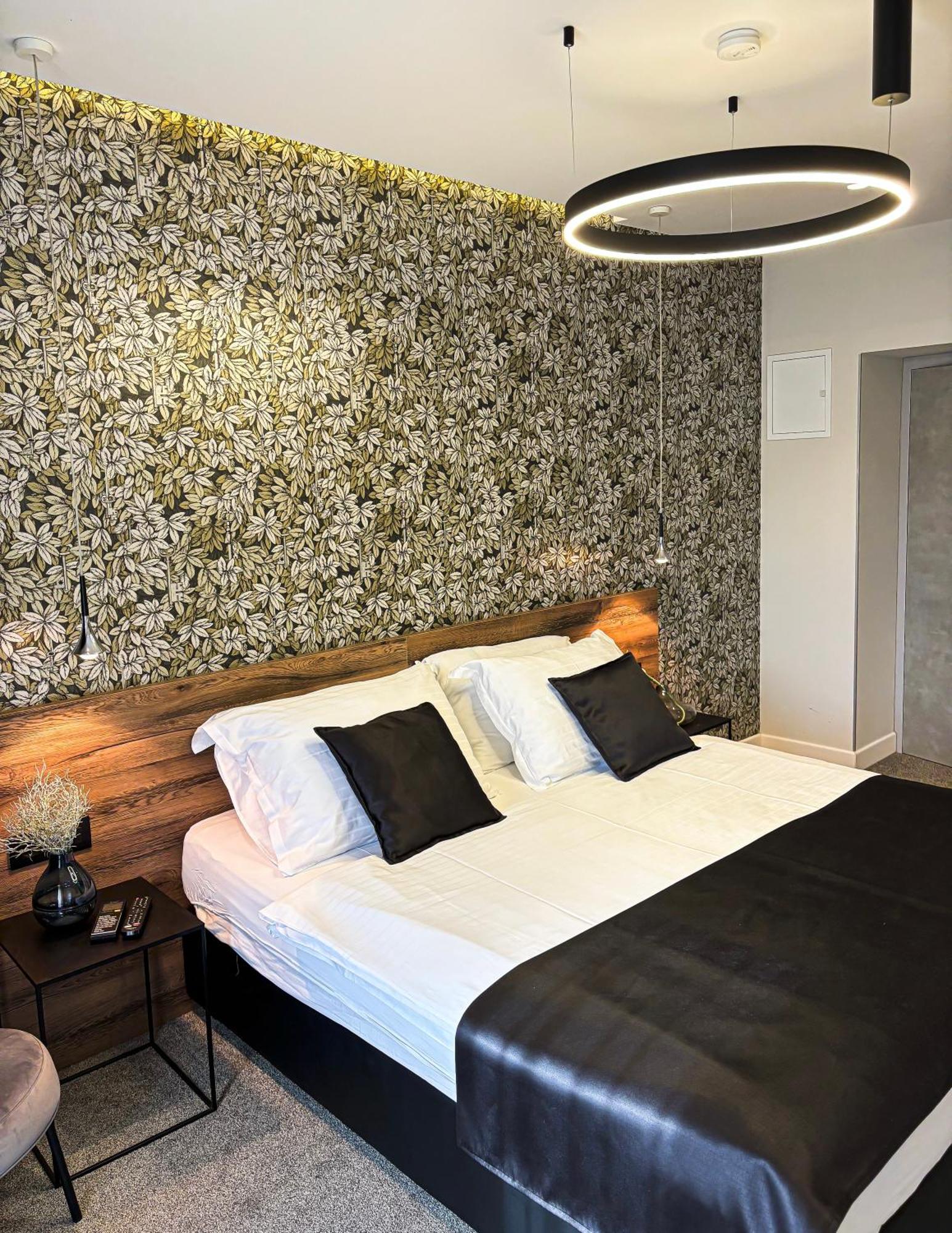 Calma Luxury Rooms Спліт Екстер'єр фото