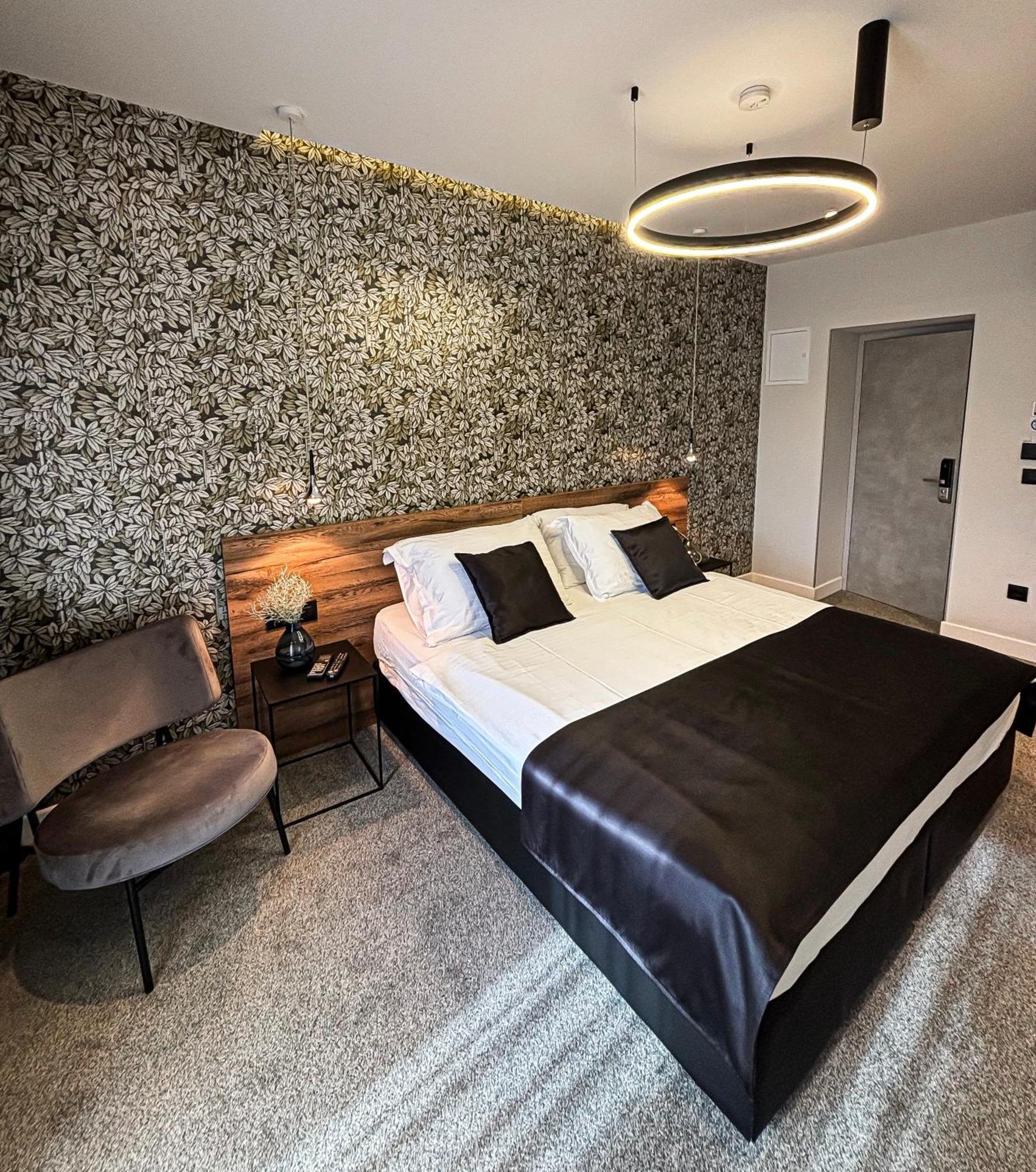 Calma Luxury Rooms Спліт Екстер'єр фото